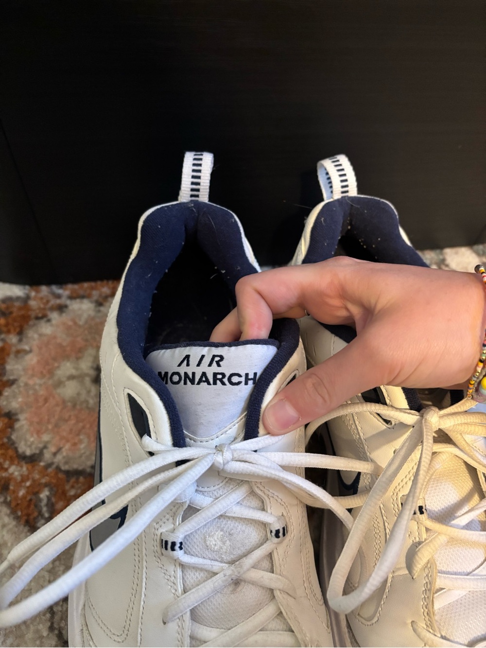 Nike Men’s Nike Air Monarch IV White/Navy Size 15 - Picture 2 of 6